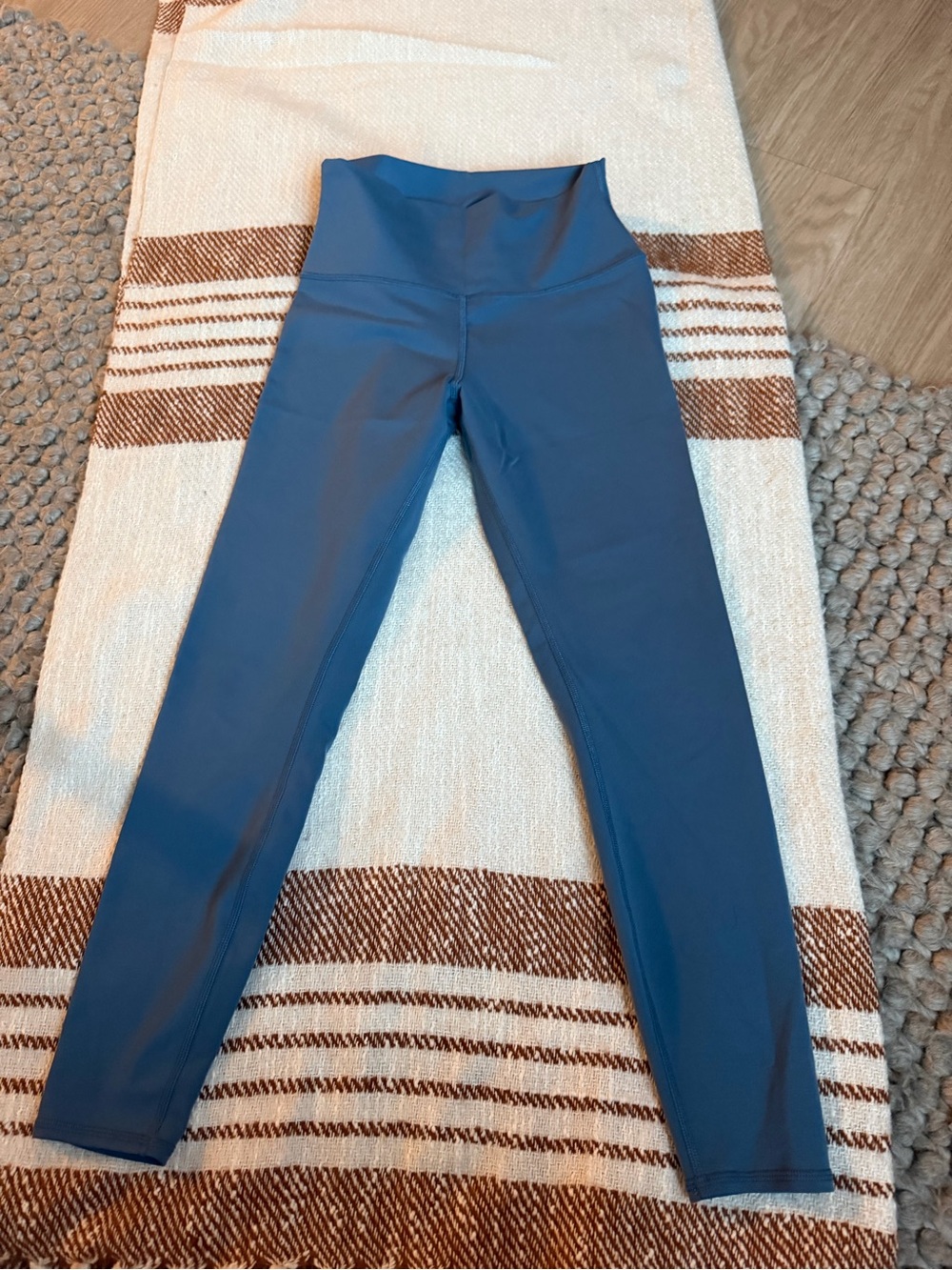 ALO Yoga 7/8 High-Waist Airbrush Leggings Blue S